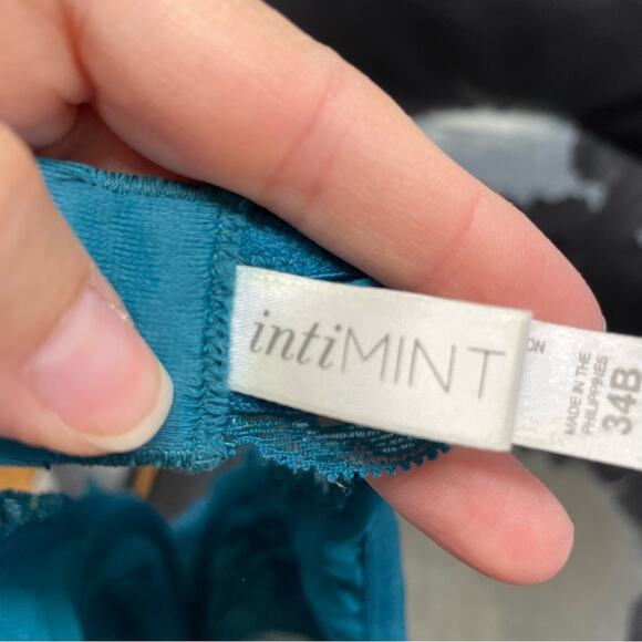 Intimint Teal Green Lace Demi Underwire Push Up Bra 34B Girly Romantic Lingerie - Picture 7 of 8